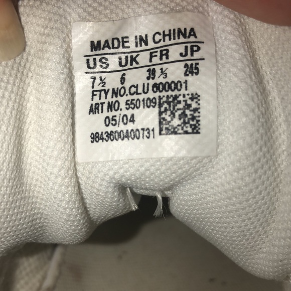 Cute Adidas shoes - Picture 6 of 10